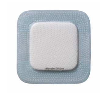 MEDICAZIONE BIATAIN IN SCHIUMA DI POLIURETANO CON BORDO ADESIVO IN SILICONE PER SACRO 15X19 CM 5 PEZZI - Farmacia Mastrangelo 